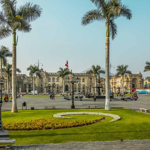 Plaza-Mayor-de-Lima