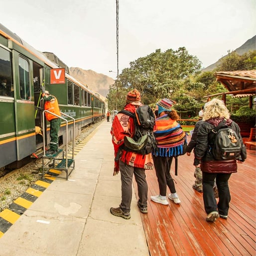 viajando en Tren a Machu Picchu