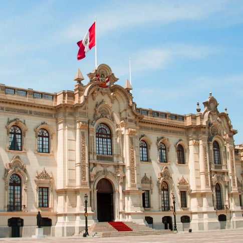 Imágenes de la Plaza de Armas de Lima