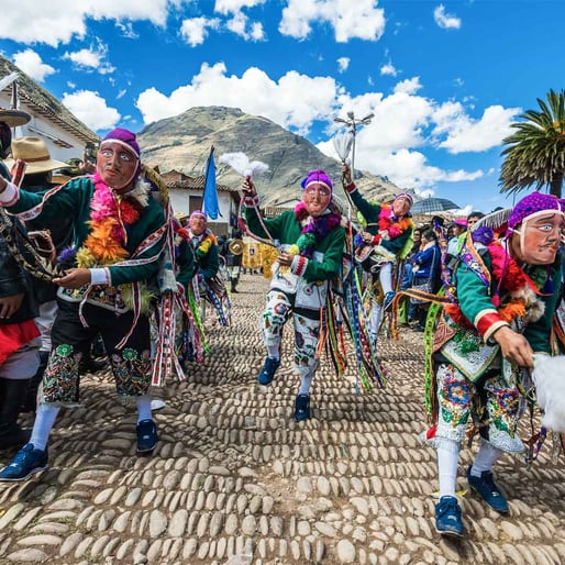 celebrando la fiesta de la virgen del carmen 1